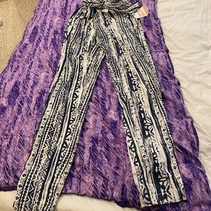 Brand new pants size XS